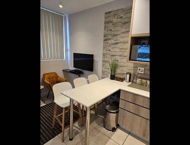 2 BEDROOM PROPERTY TO RENT IN ZIMBALI ESTATE